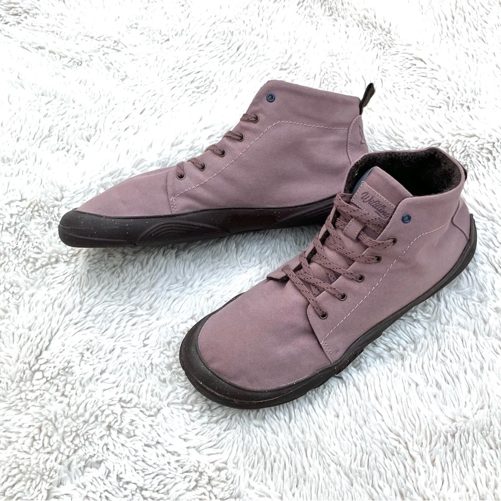 Wilding NWOT High Top Sneakers Women’s Sz 10, Mens Sz 9